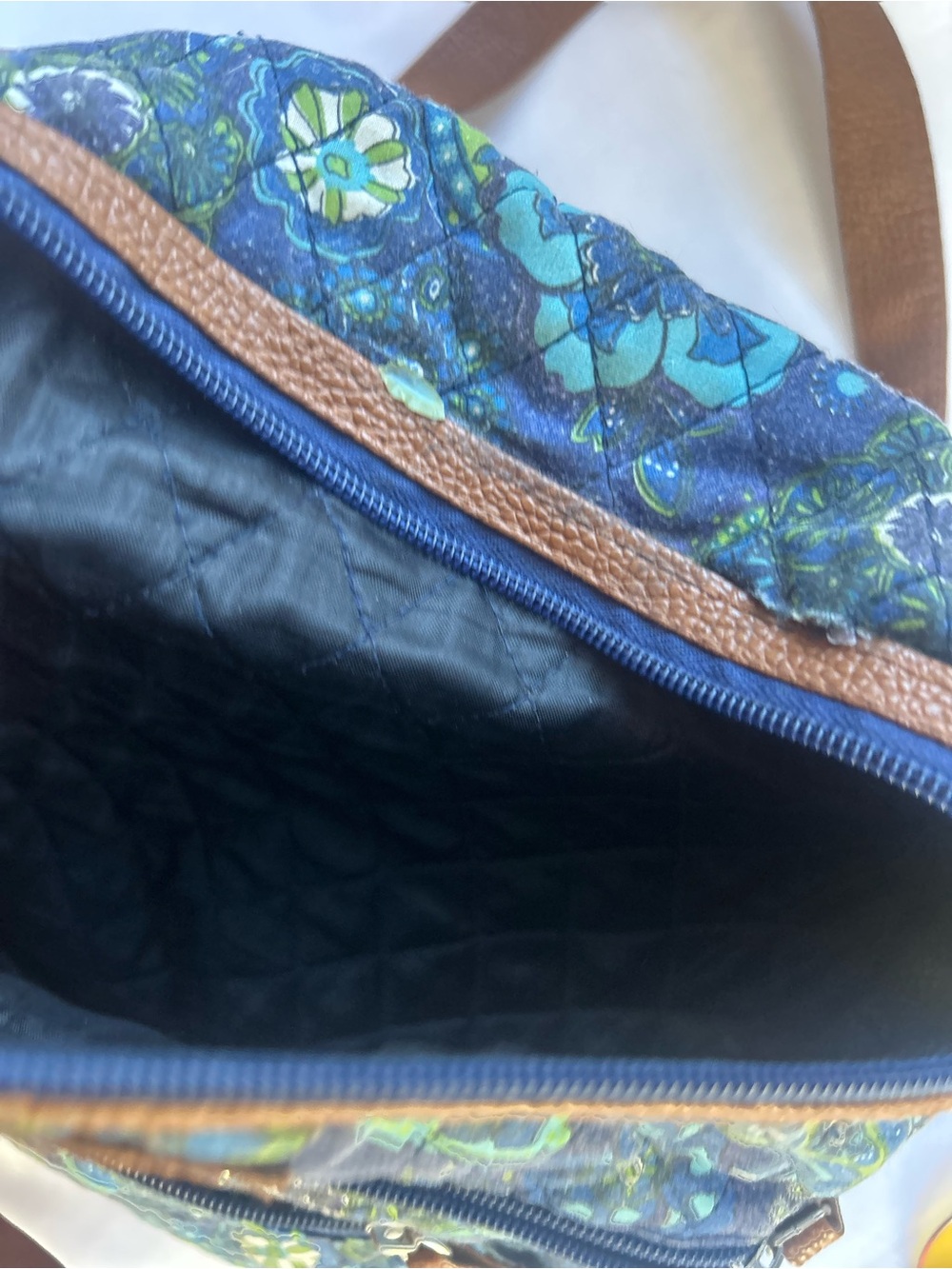Quilted Stone Mountain Floral Crossbody Bag in Teal and Brown - Picture 6 of 6